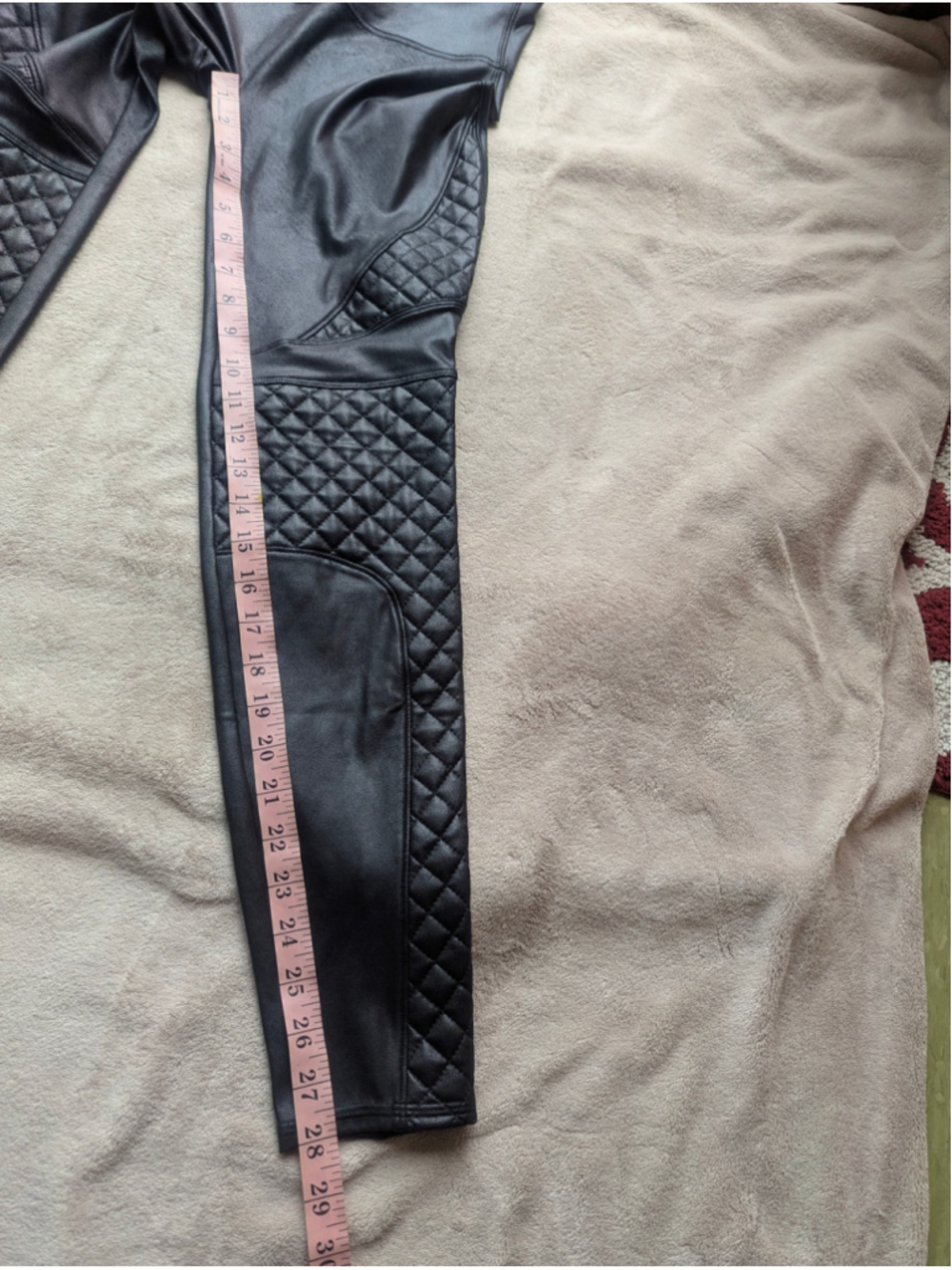 Spanx Black Faux Leather Quilted Moto Leggings Size Medium - Picture 9 of 13